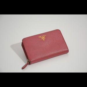 Pre owned Prada wallet